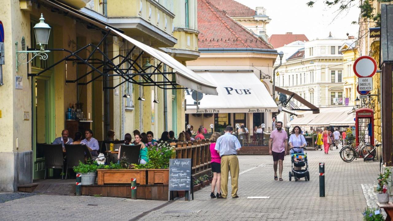 Rudi és Fickó Lakosztály Szeged Extérieur photo